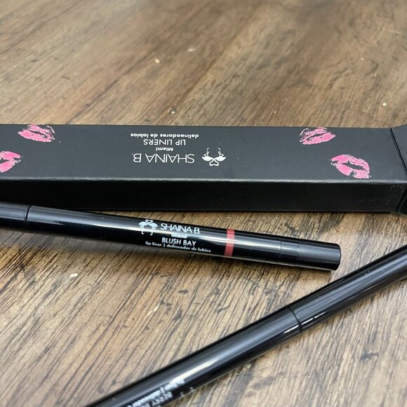 Shaina B Miami 2 New Lip Liners - Picture 5 of 7